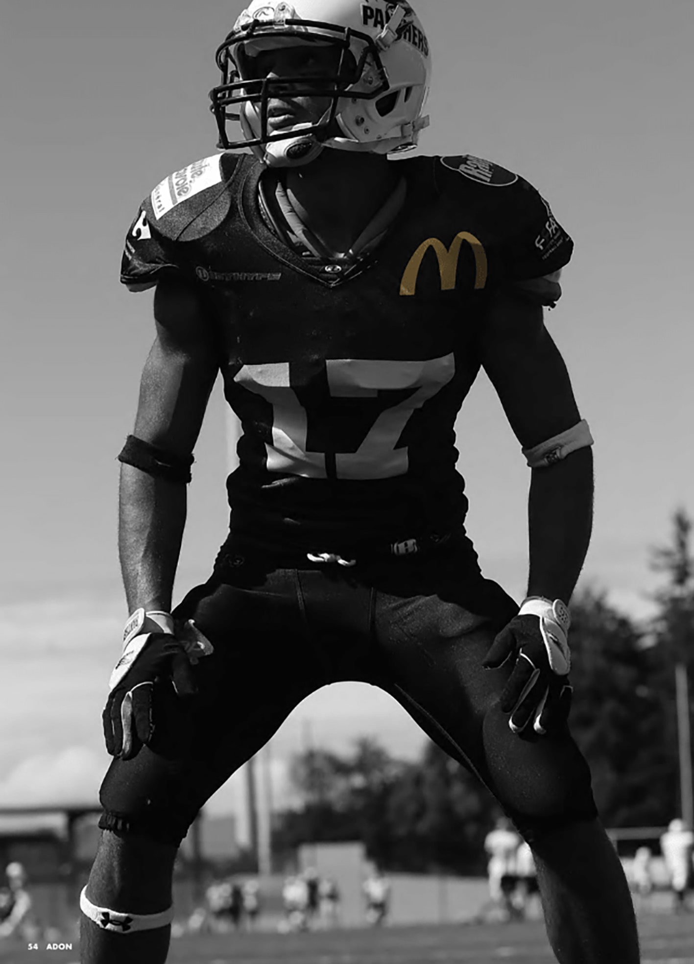 footballUS, foot, footwear, footballgame, footballplayer, collegefootball, footballseason, barefoot, footwork, footy, AmericanFootball, footballer, nikefootball, footprints, footlocker, footfetish, instafootball, adidasfootball, footage, footballgames, bigfoot, freestylefootball, footballboots, footing, footballislife, featuredfootwear, fantasyfootball, FootballNews, footsteps, footprint, fashionphoto, fashionmen, blackwhitephoto,