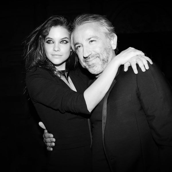 barbarapalvin, nicolasgerardin, loreal, party, goldobsession, gold, makeup, maquillage, celebrity, chapu,