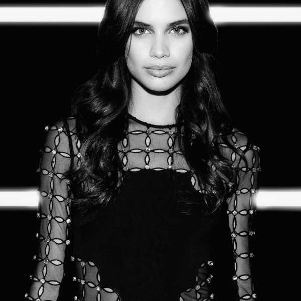 SaraSampaio, nicolasgerardin, loreal, party, goldobsession, gold, makeup, maquillage, celebrity, chapu,
