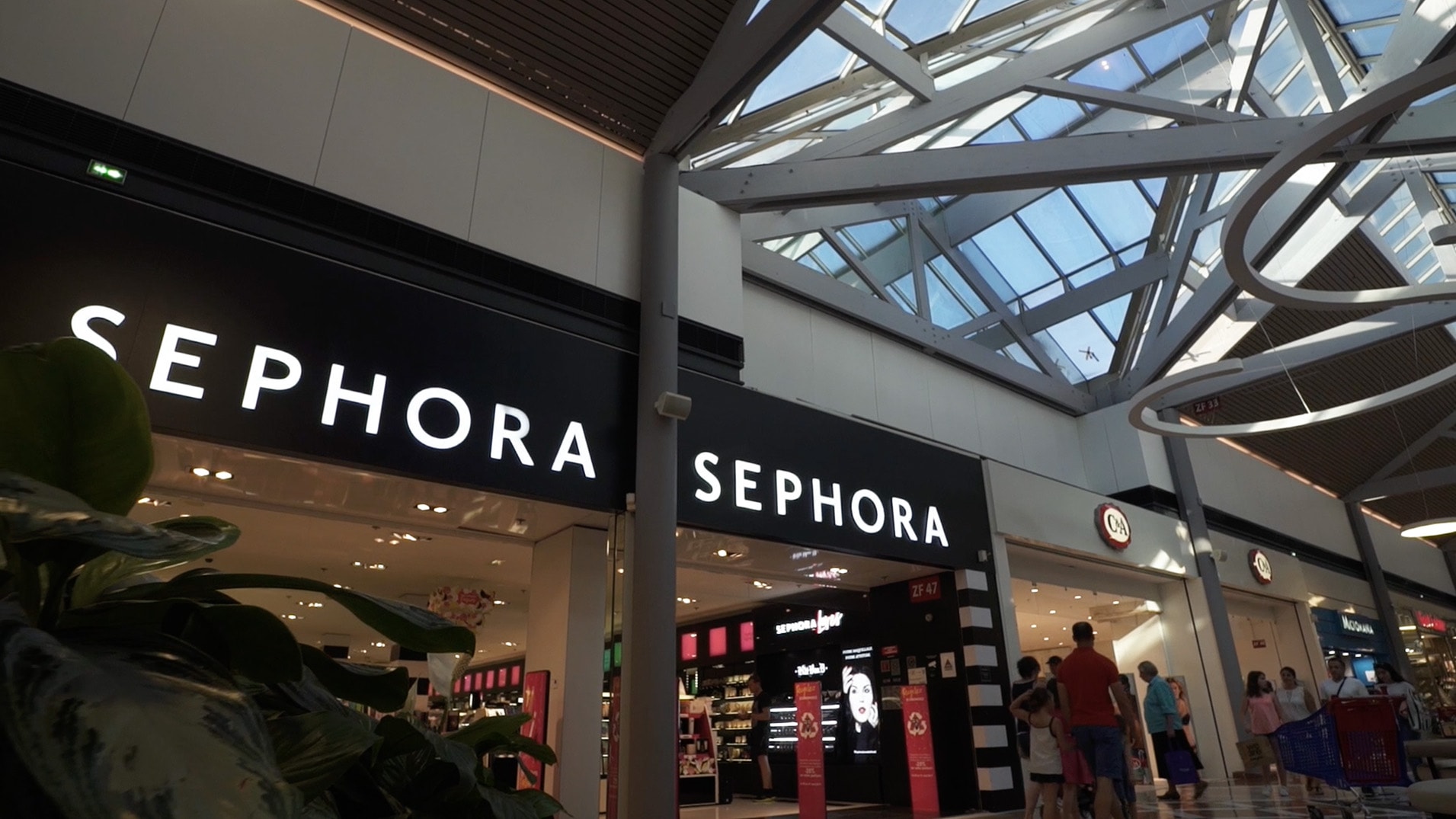 centrecommercial, villiersenbiere, galeriemarchandevideo, filmcentrecommercial, videogaleriemarchande, sephoraboutique, boutiquesephora,